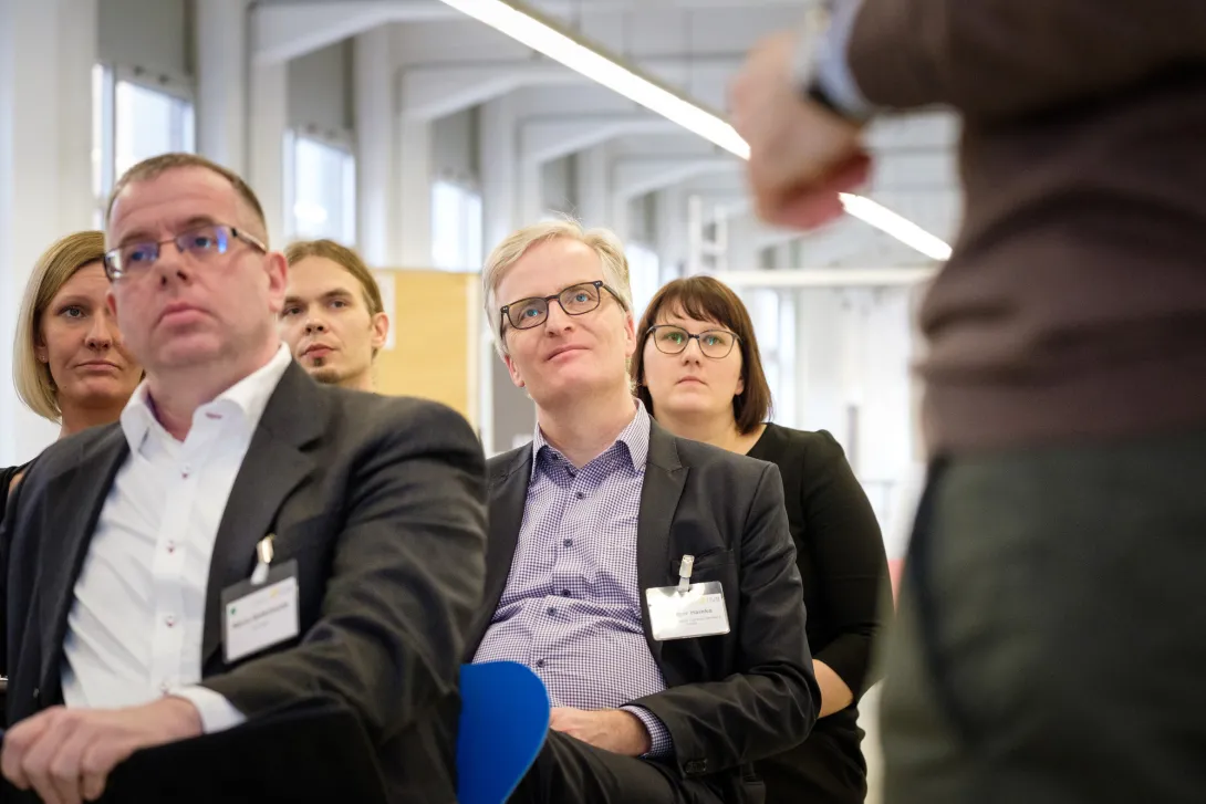 Digitalforum Assistenzsysteme und Arbeitsbedingungen
